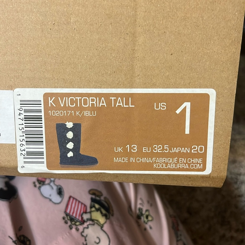 Girl’s  KOOLABURRA tall boots size 1